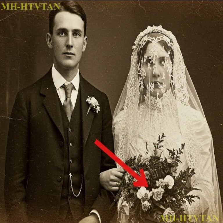 Una foto di matrimonio del 1895 sembra perfetta, finché non si ingrandisce l'immagine sul velo della sposa.