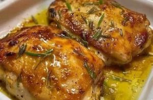 Petto di Pollo al Miele e Rosmarino – Morbido, Succoso e Profumatissimo!