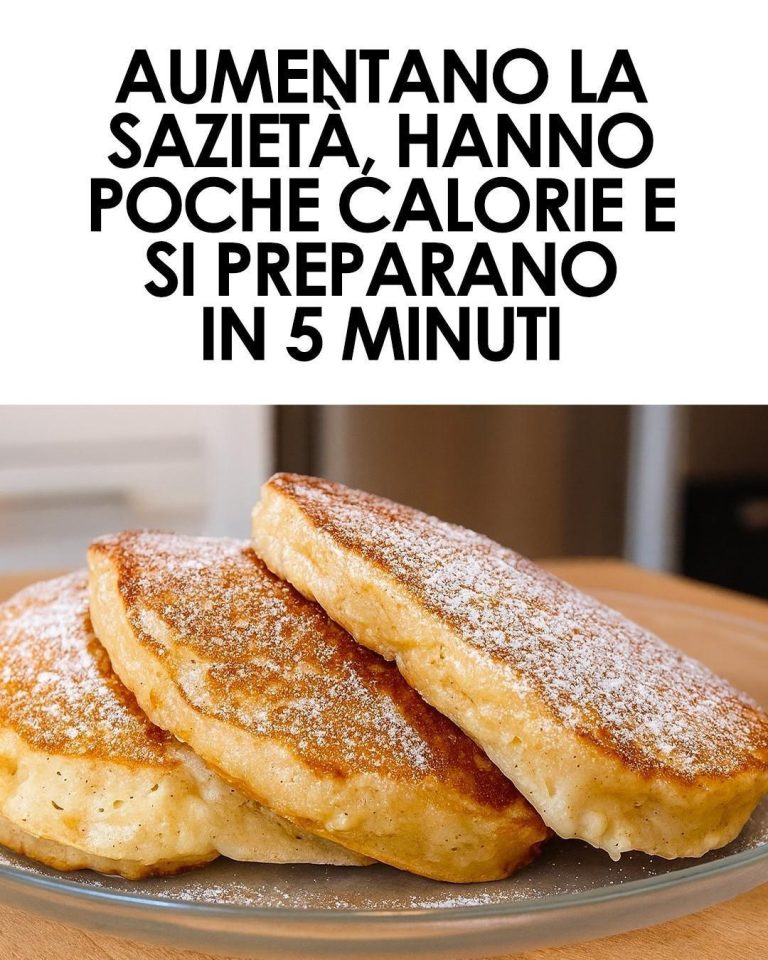 Pancake di avena e mela: la ricetta veloce e sana per pancake light pronti in 5 minuti