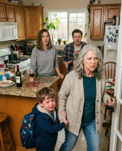 Mio nipote tornò a casa tremando, mi abbracciò forte e sussurrò: "I miei genitori mi hanno lasciato in macchina per due ore mentre mangiavano". Non dissi nulla. Presi le chiavi, andai dritta a casa loro, entrai e feci una telefonata che cambiò tutto.  Mio nipote tornò a casa poco dopo le otto, ancora con lo zainetto in spalla, il viso così pallido che pensai potesse stare male. Passò dritto davanti alla TV, dritto davanti al piatto di biscotti che avevo lasciato fuori, e mi gettò tra le braccia con una forza insolita per un bambino così piccolo. Poi mi premette la bocca contro la spalla e sussurrò: "I miei genitori hanno mangiato al ristorante mentre io aspettavo in macchina per due ore".  Non feci domande.  Presi le chiavi dal piattino vicino alla porta d'ingresso, afferrai il cappotto e lo accompagnai fino alla macchina. Owen aveva otto anni, troppo grande per piangere facilmente e troppo piccolo per sapere come nascondere la paura. Salì sul sedile del passeggero senza dire una parola, stringendo ancora lo zainetto blu che non si staccava mai dalle sue spalle quando era turbato. Ho acceso il motore e ho guidato attraverso la città verso la casa dei suoi genitori a Cedar Rapids, Iowa, sentendo il cuore battere forte nella mascella per tutto il tragitto.  La luce del portico era accesa quando siamo arrivati. Ho visto del movimento attraverso la finestra. Ridevano. Avevano un bicchiere in mano. Quella scena mi ha fatto gelare il sangue nelle vene.  Non ho bussato.  Ho aperto la porta d'ingresso e sono entrata direttamente in cucina con Owen alle mie spalle. Mio figlio, Eric, era in piedi vicino all'isola con una bottiglia di birra in mano. Sua moglie, Jenna, era seduta su uno sgabello da bar con una camicetta color crema e pantaloni scuri, un tacco penzolante dalla punta del piede, un contenitore di cibo d'asporto mezzo vuoto davanti a sé. Entrambi hanno alzato lo sguardo come se avessi interrotto una serata normale.  Poi hanno visto Owen.  L'espressione di Eric è cambiata per prima. "Mamma?"  Mi sono fatta da parte per permettergli di vedere bene suo figlio: zaino ancora in spalla, occhi rossi, mani tremanti.  "L'hai lasciato in macchina per due ore", ho detto.  Jenna si alzò così in fretta che le gambe dello sgabello graffiarono le piastrelle. "Non è andata così."  "Allora dimmi cos'è successo."  Incrociò le braccia. "Eravamo da Bellamy's. Avevamo un problema con la prenotazione. Stavamo cercando di risolverlo."  Owen parlò così piano che quasi non lo sentii. "Hai detto dieci minuti."  In cucina calò il silenzio.  Eric lo guardò. "Amico..."  "No," sbottai. "Non puoi cavartela con la scusa dell'amicizia."  L'espressione di Jenna si fece più seria. "Non venire a casa mia e parlarci come se fossimo dei criminali."  Tirai fuori il telefono. "Dipende da cosa hai fatto."  Eric fissò il telefono, poi Owen. "Quanto tempo sei stato in macchina?"  Owen deglutì. "Si è fatto buio."  Quella risposta mi colpì più duramente di qualsiasi cifra.  Jenna emise un sospiro di impazienza. «Aveva il tablet. Le porte erano chiuse a chiave. L'auto era nel parcheggio proprio fuori dalla finestra.»  Mi voltai verso di lei. «E quando si è spaventato?»  Non rispose.  «Owen», dissi, mantenendo un tono di voce calmo, «cosa è successo quando ti sei spaventato?»  Abbassò lo sguardo. «Ho suonato il clacson.»  Le spalle di Eric si irrigidirono. «Hai sentito il clacson?»  Jenna distolse lo sguardo. «La gente ci fissava.»  Sentii la stanza inclinarsi per mezzo secondo. «Quindi l'hai sentito.»  «È stato imbarazzante», disse, e nell'istante in cui le parole le uscirono di bocca, Eric la fissò come se non l'avesse mai vista prima.  Presi il telefono e composi il 911.  Jenna si sporse in avanti. «Cosa stai facendo?»  «Quello che avresti dovuto temere fin dall'inizio.»  Eric si mise in mezzo, sbalordito. «Mamma, aspetta...»  «No.» Lo tenni d'occhio. «Suo figlio è venuto a casa mia tremando. Ha detto che lo ha lasciato chiuso in macchina mentre lei era seduta in un ristorante e lo ha ignorato quando è andato nel panico. Stasera smetterà di essere una discussione in famiglia e diventerà un fatto ufficiale.»  Rispose l'operatore.  Dai l'indirizzo, il mio nome e dissi chiaramente: «Segnalo un caso di negligenza nei confronti di un minore. Un bambino di otto anni è stato lasciato solo in un'auto parcheggiata per circa due ore mentre i suoi genitori cenavano in un ristorante. Il bambino è presente. Così come entrambi i genitori.»  Jenna mi strappò il telefono di mano.  Cadde sul pavimento di piastrelle e scivolò sotto il tavolo.  Per un secondo nessuno si mosse.  Poi Owen sussultò così violentemente da indietreggiare fino alla porta.  Eric guardò il telefono a terra, poi il viso di suo figlio, poi la mano tesa di sua moglie, e qualcosa dentro di lui finalmente si spezzò.  «Cosa hai appena fatto?» disse. La voce di Jenna si alzò. "Sta cercando di rovinarci!"  "No," disse Eric, con voce più bassa e minacciosa. "L'hai appena fatto."  La voce dell'operatrice del centralino era ancora udibile dal piano, metallica e distante, mentre mi chiedeva se la sentivo.  Mi chinai, presi il telefono e risposi: "Sì. Sono ancora qui."  Jenna mi afferrò il polso.  Eric la tirò indietro.  E quello fu il momento in cui la serata smise di essere recuperabile... Continua nei commenti 👇 Vedi meno